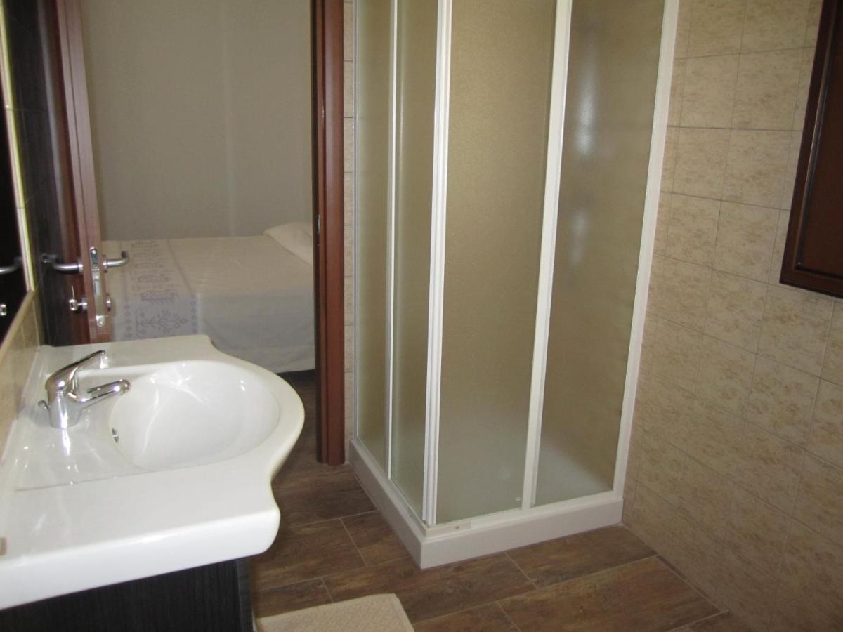 Agriturismo Gli Olivastri, Appartamento La Rosa Dei Venti Con Piscina E Solarium , Vista Mare ,Climatizzatore ,Wifi Aglientu Luaran gambar