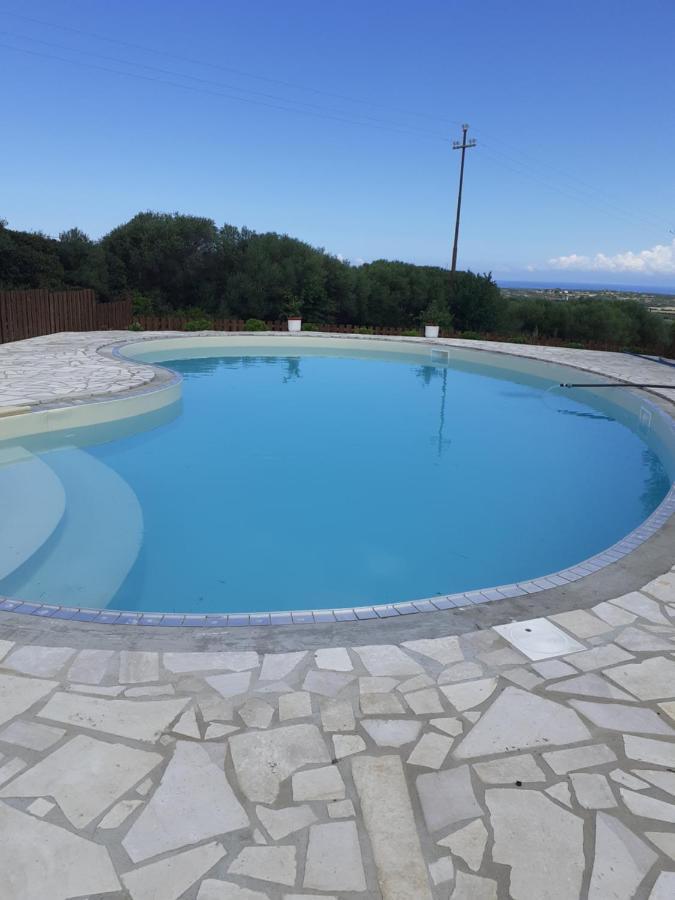 Agriturismo Gli Olivastri, Appartamento La Rosa Dei Venti Con Piscina E Solarium , Vista Mare ,Climatizzatore ,Wifi Aglientu Luaran gambar