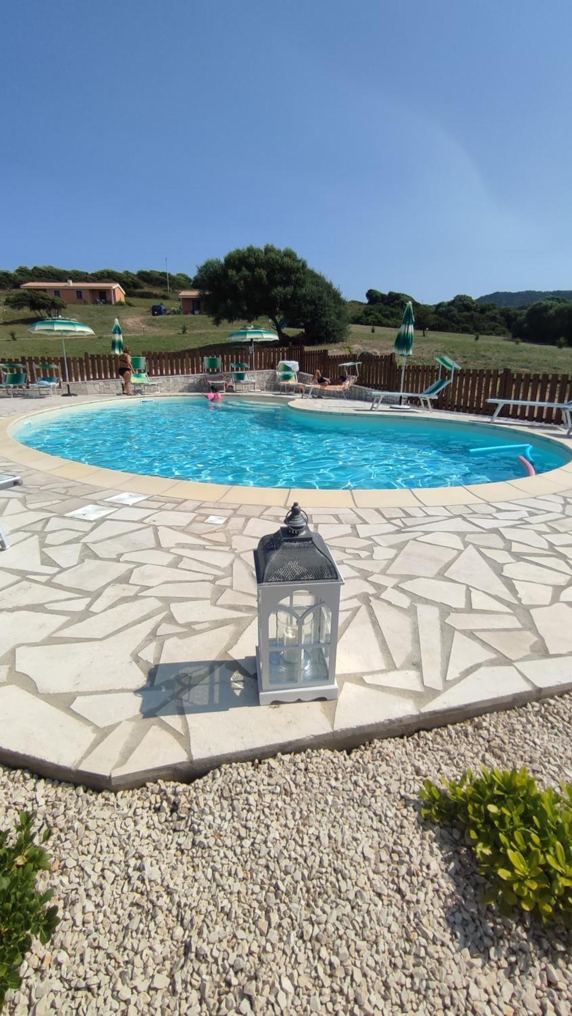 Agriturismo Gli Olivastri, Appartamento La Rosa Dei Venti Con Piscina E Solarium , Vista Mare ,Climatizzatore ,Wifi Aglientu Luaran gambar